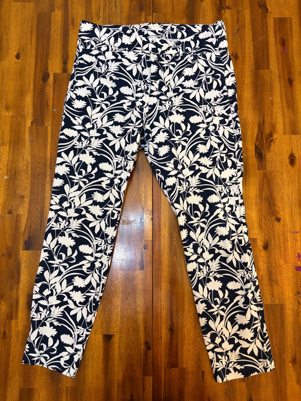 Old Navy High-Waisted Pixie Pants Womens Size 10 Navy Floral Skinny Ankle